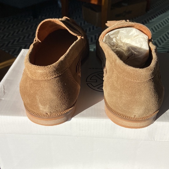 Mens leather suede loafers. Mens size 43 (fits like USA size 10). Brand New - Picture 7 of 7